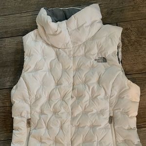 NWOT Northface 550 puffer vest